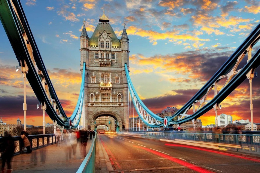 Architectuur Wallgroup | De London Tower Bridge Bij Zonsondergang Fotobehang