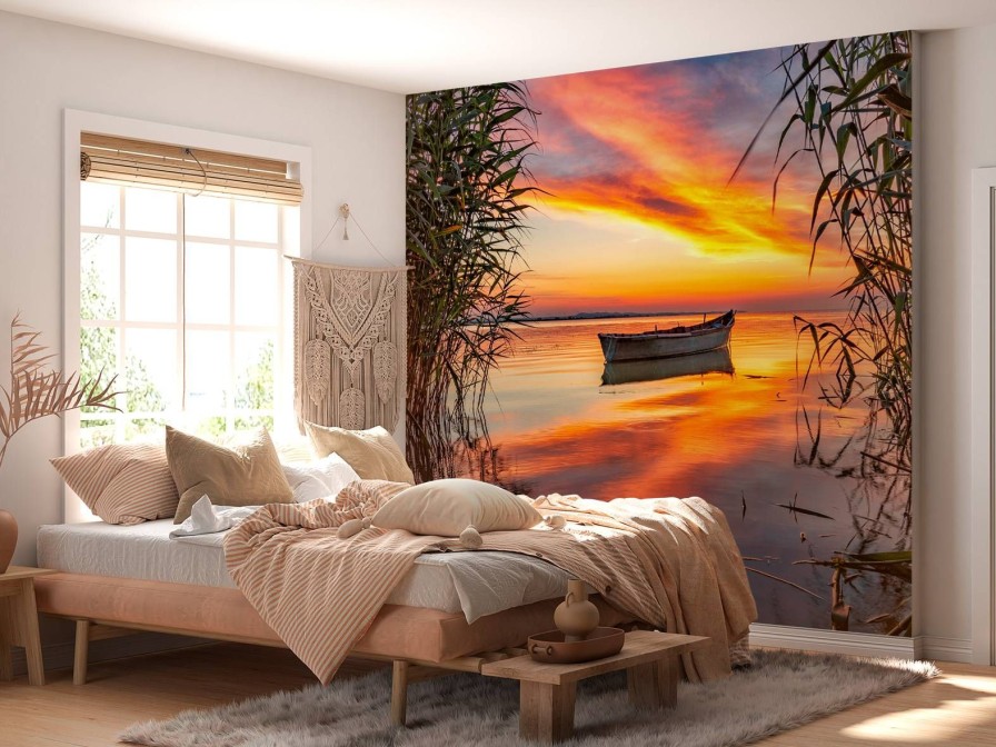 Natuur Wallgroup | Boot Met Riet In De Avond Fotobehang