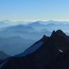 Landschap Wallgroup | Bovenaanzicht Van Een Berglandschap Fotobehang