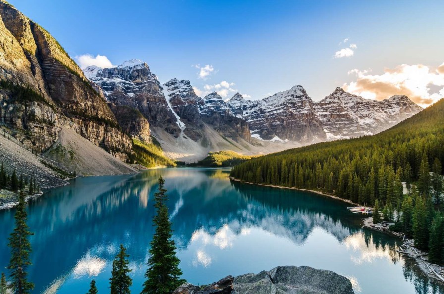 Landschap Wallgroup | Meer In De Canadian Rockies Fotobehang