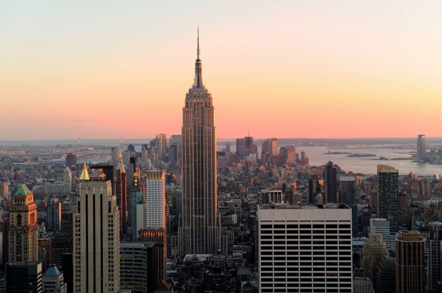 Architectuur Wallgroup | De Skyline Van New York Bij Zonsondergang Fotobehang