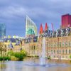 Architectuur Wallgroup | Het Binnenhof In De Lente Fotobehang