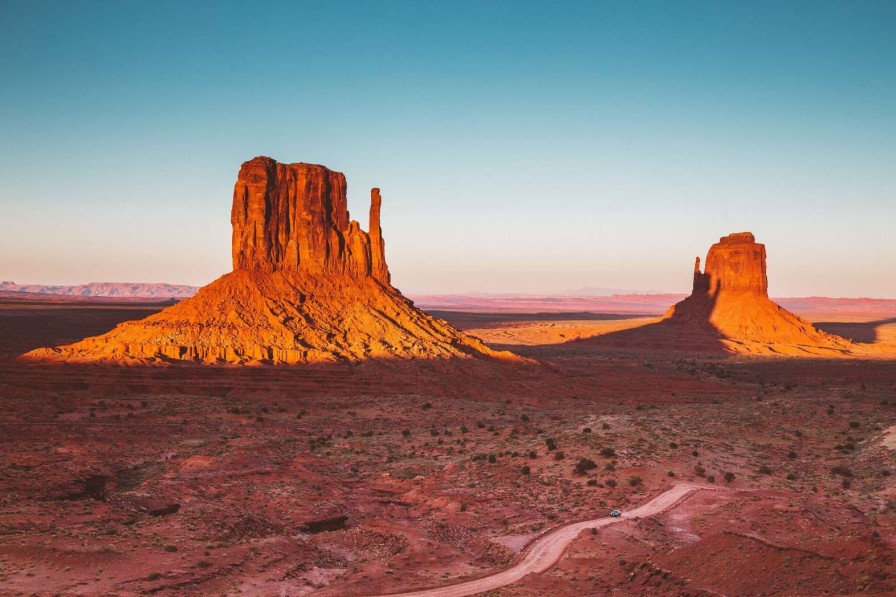 Landschap Wallgroup | Monument Valley In Arizona Fotobehang