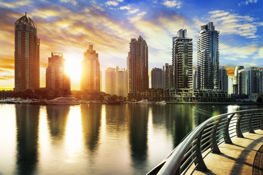 Architectuur Wallgroup | Dubai Marina Bij Zonsopkomst Fotobehang