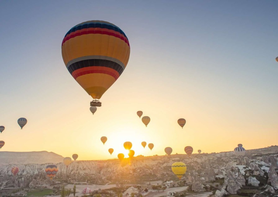 Transport Wallgroup | Groep Luchtballonnen In Turkije Fotobehang