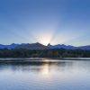 Landschap Wallgroup | Groot Meer Bij Zonsopkomst Fotobehang