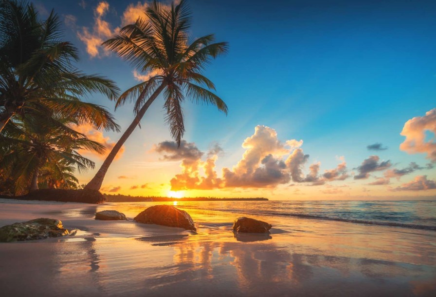 Landschap Wallgroup | Tropisch Strand Bij Zonsondergang Fotobehang