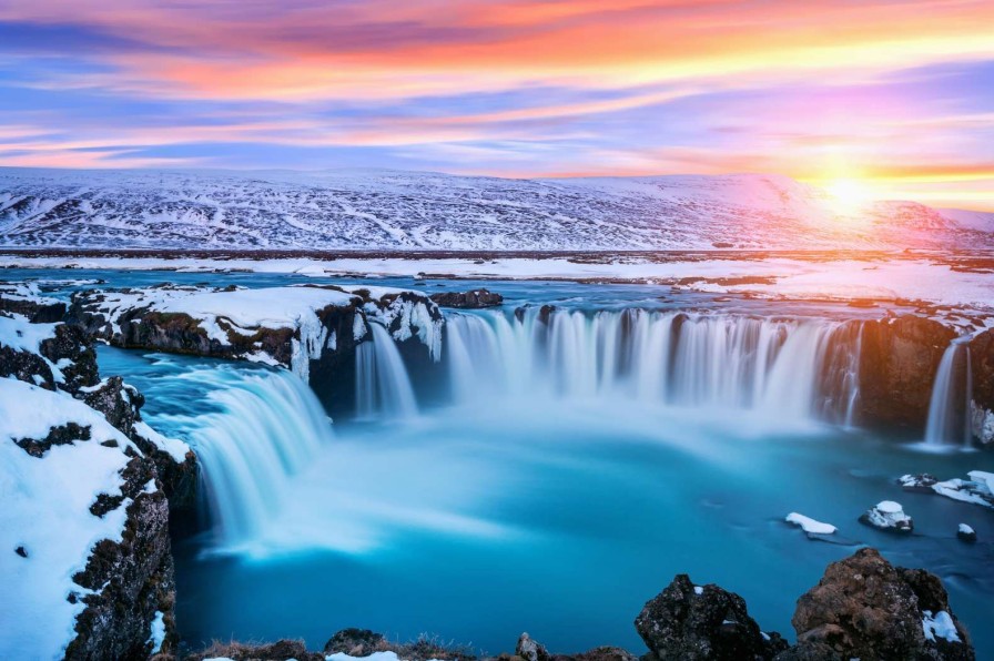 Landschap Wallgroup | Go Afoss Waterval Bij Zonsondergang Fotobehang