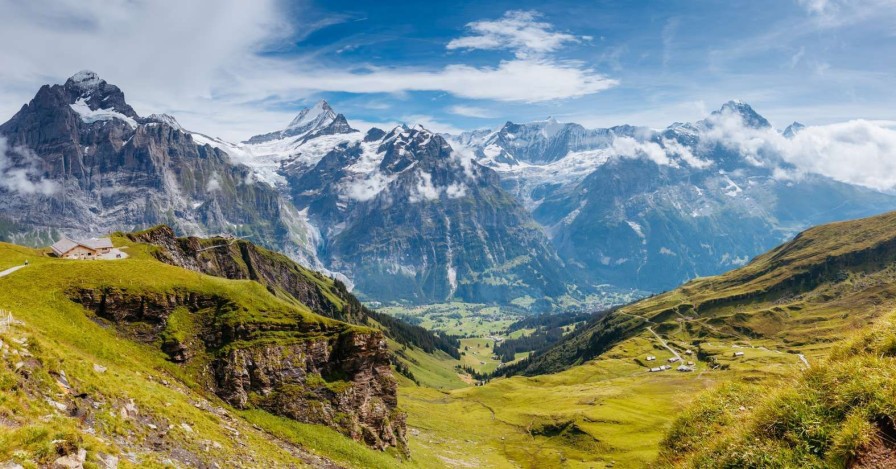 Landschap Wallgroup | Geweldig Uitzicht In De Zwitserse Alpen Fotobehang