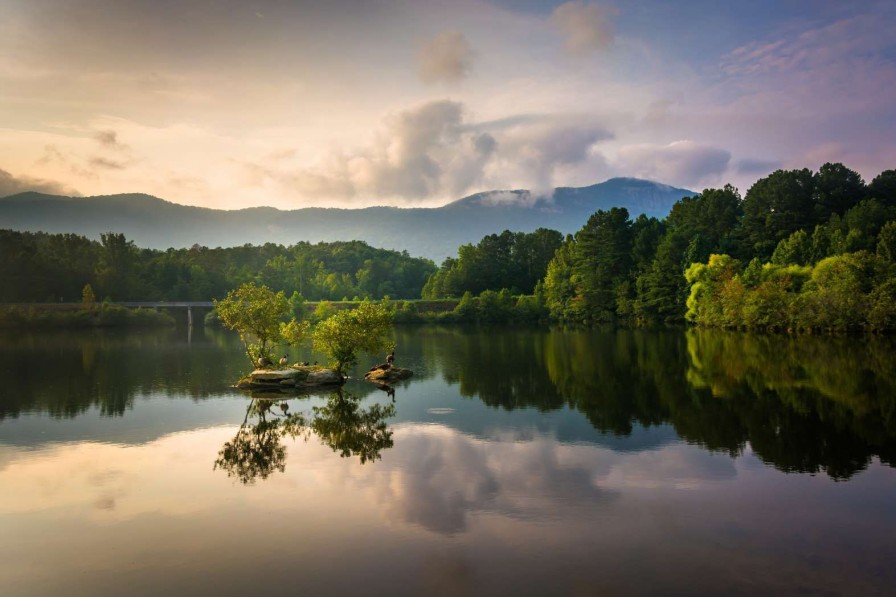 Natuur Wallgroup | Lake Oolenoy In South Carolina Fotobehang