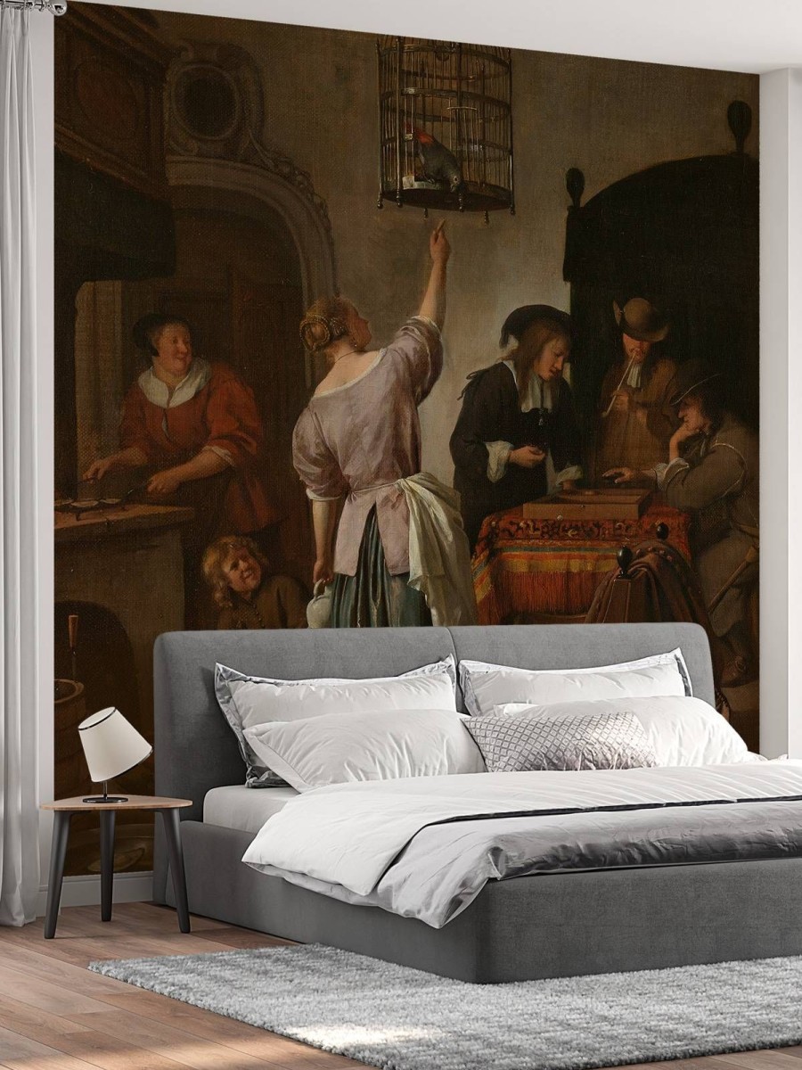 Kunst Wallgroup | Interieur Met Een Vrouw Die Een Papegaai Voert Fotobehang